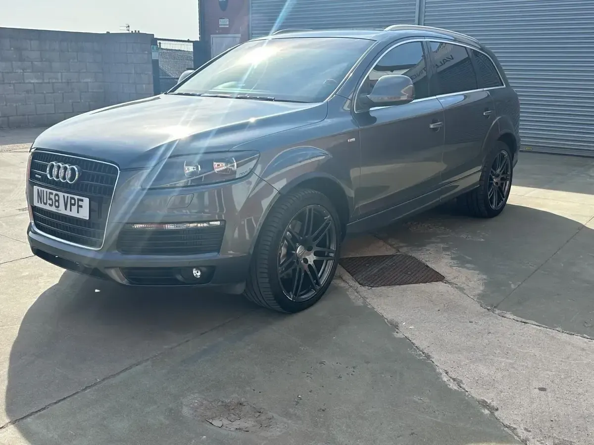 Used Audi Q7 S-Line 240 HP (176 kW) 2008 Grey SUV
