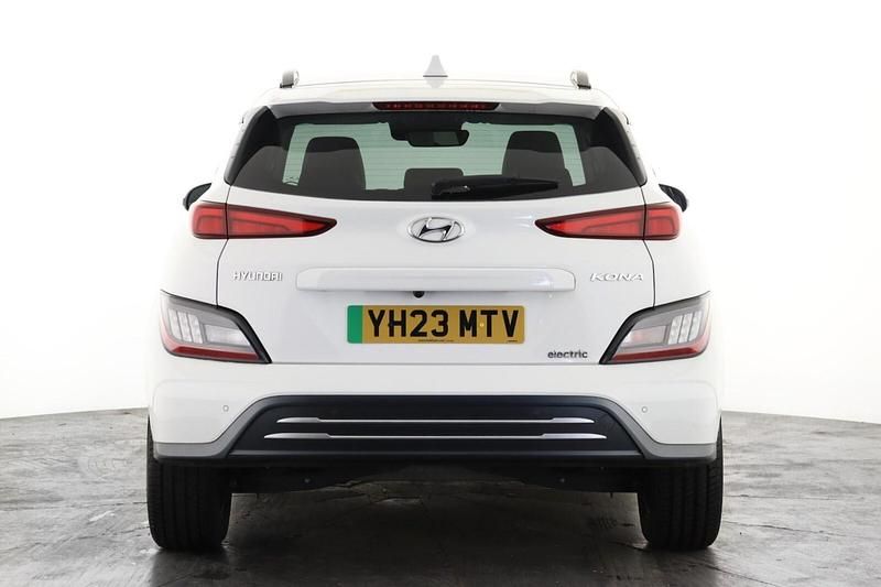 Gebraucht Hyundai Kona Ultimate 150 kW (204 PS) 2023 Weiß SUV
