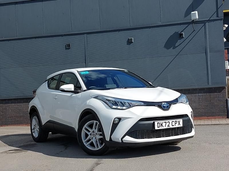Used Toyota C-HR 122 HP (89 kW) 2023 White SUV