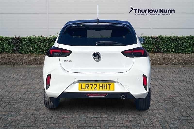 Used Vauxhall Corsa Ultimate 101 HP (74 kW) 2023 White Hatchback