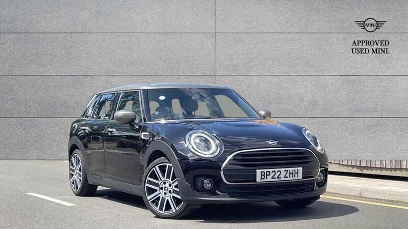 Black Used 2022 Mini Cooper Clubman Exclusive Estate | £20,891 (Fair price) - Image 1/4