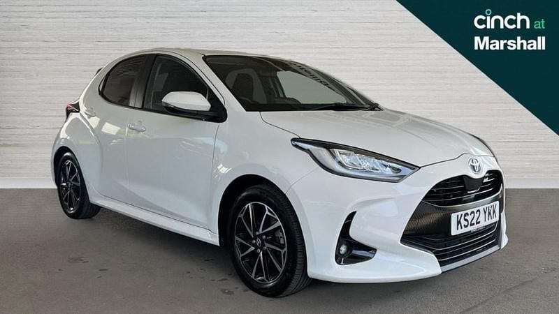 White Used 2022 Toyota Yaris Hybrid Design Hatchback | £16,492 (Good price) - Image 1/4