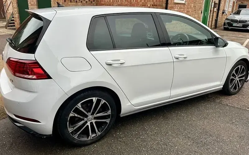 Used VW Golf VII R-line 150 HP (110 kW) 2019 Hatchback