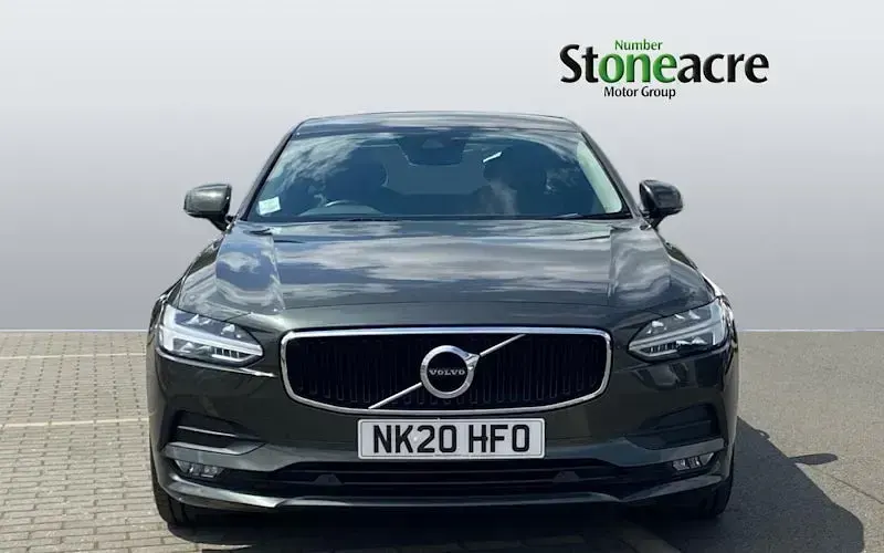 Used Volvo S90 Momentum 190 HP (139 kW) 2019 Sedan