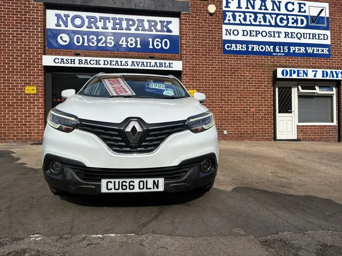 Used Renault Kadjar Dynamique 110 HP (80 kW) 2016 White SUV