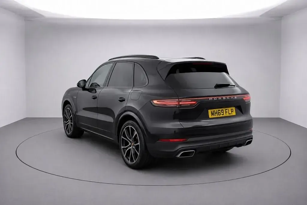Usado Porsche Cayenne 2019 Preto SUV