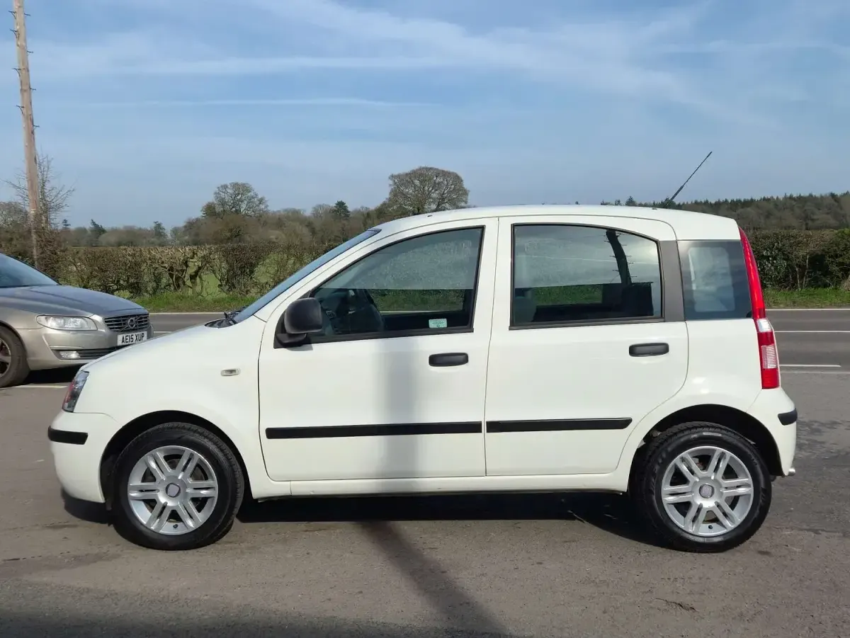 Used Fiat Panda 69 HP (50 kW) 2012 White Hatchback