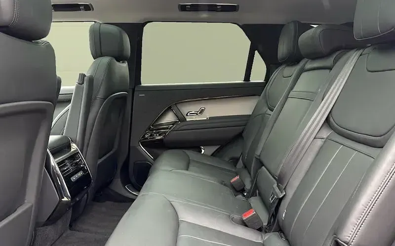 Usado Land Rover Range Rover Sport SE Dynamic 300 HP (220 kW) 2026 SUV