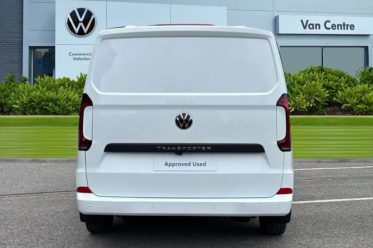 Nouă VW Transporter Pro 2026 Alb Van