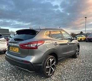 Used Nissan Qashqai Tekna 161 HP (118 kW) 2017 Gunmetal grey SUV