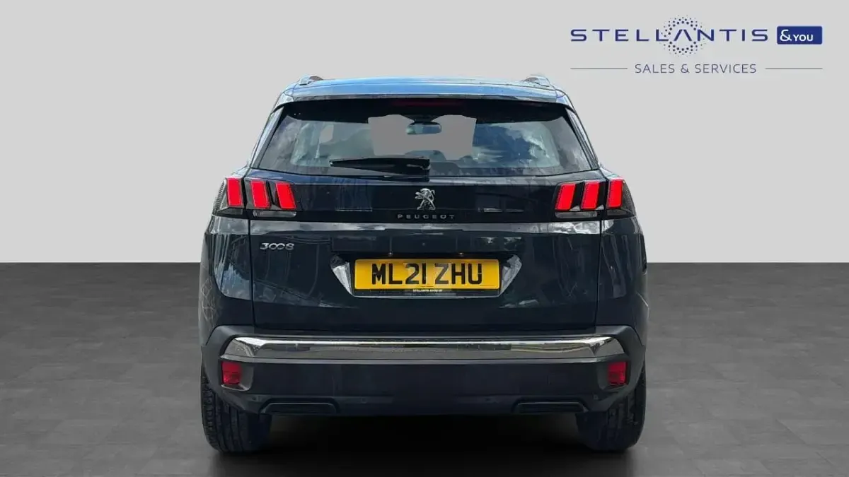 Second-hand Peugeot 3008 Active 129 CP (94 kW) 2021 Gri SUV