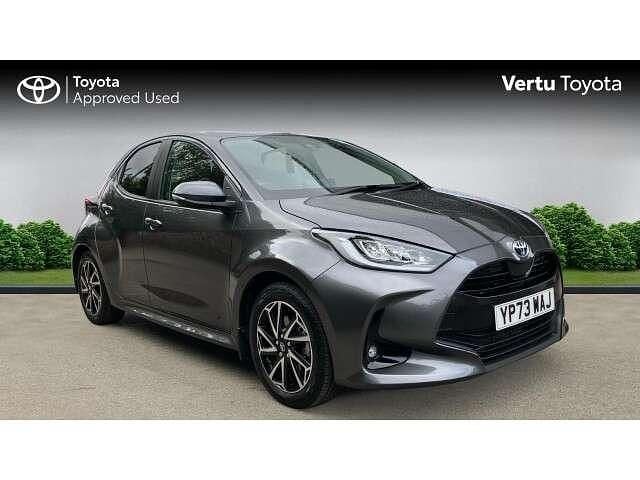 Grey Used 2023 Toyota Yaris Hybrid Design Hatchback | £19,009 (Fair price) - Image 1/4