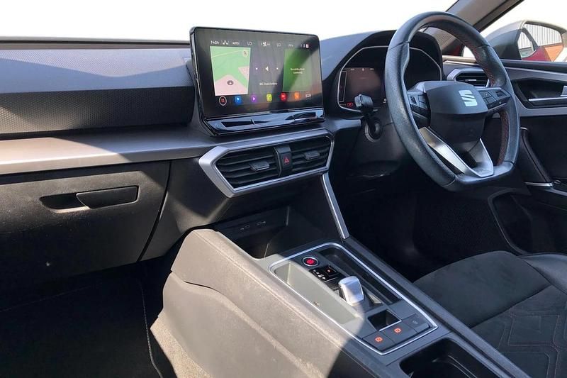 Second-hand Seat Leon FR Sport 2021 Roșu Hatchback