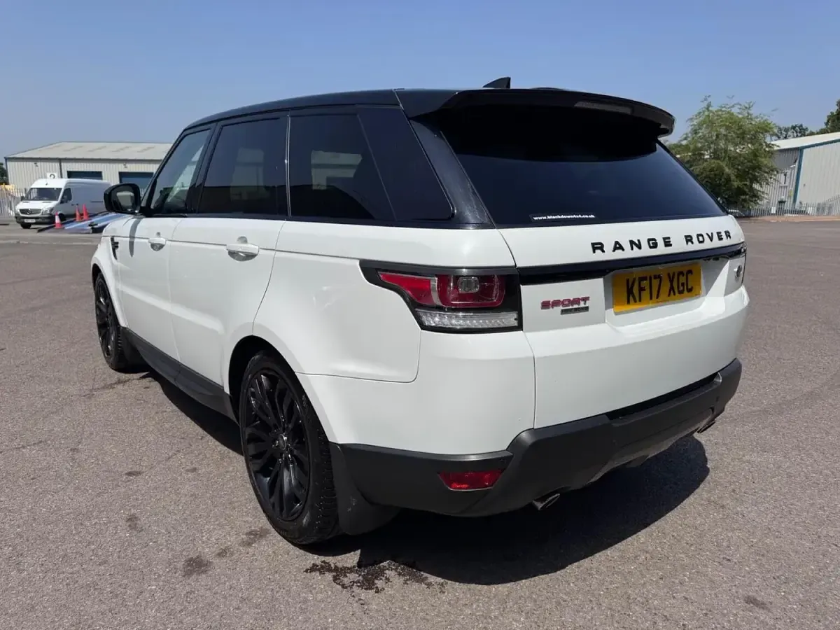 Used Land Rover Range Rover Sport HSE Dynamic 306 HP (225 kW) 2017 White SUV