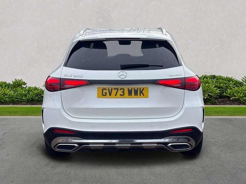 Used Mercedes GLC300 AMG Line Premium 2024 White Estate