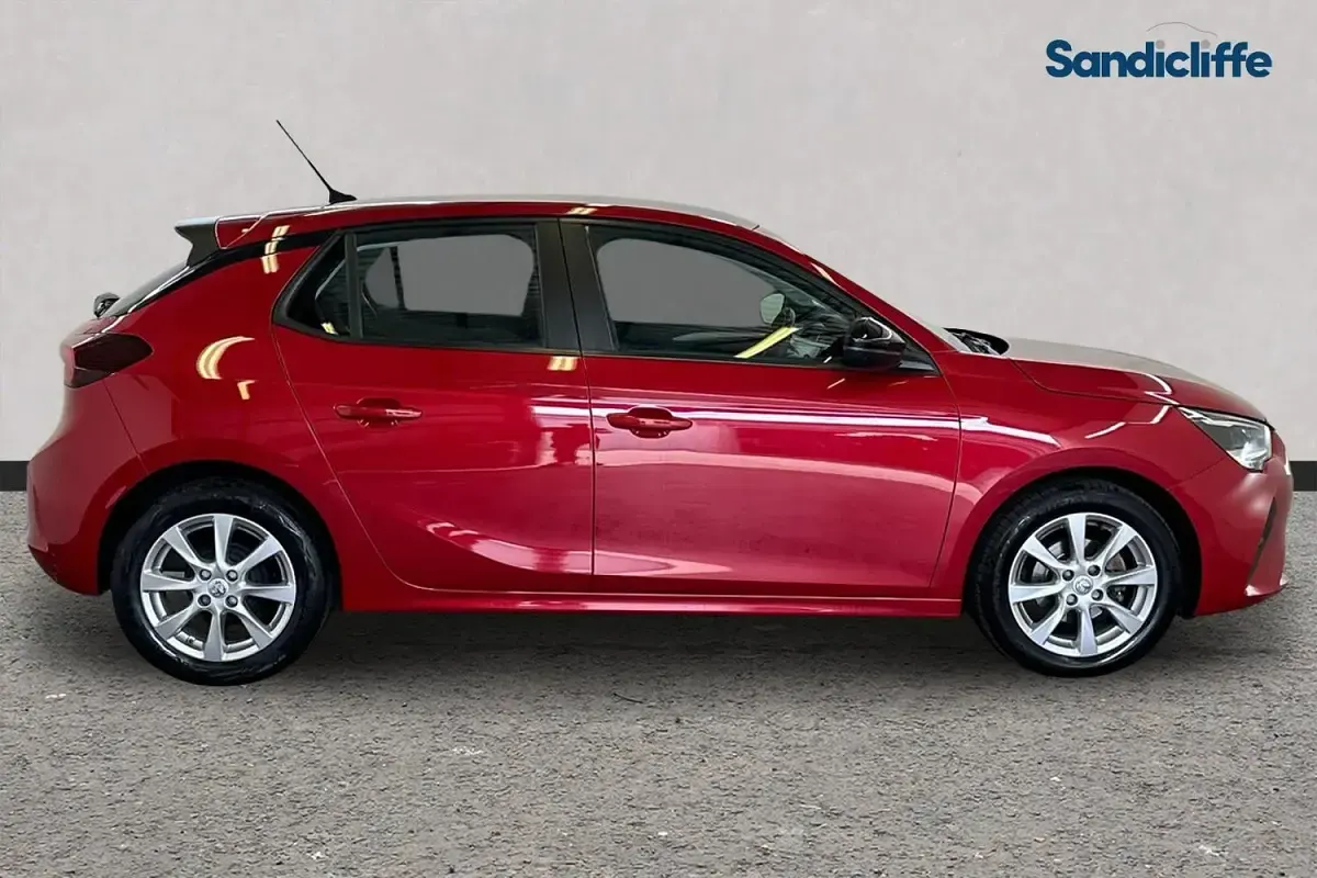 Used Vauxhall Corsa Design Edition 75 HP (55 kW) 2022 Red Hatchback