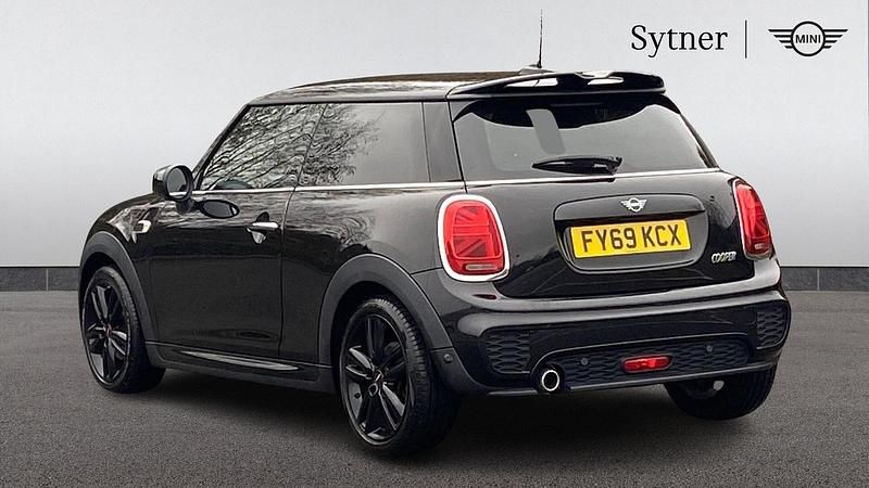 Used Mini Cooper Sport 136 HP (100 kW) 2019 Black Hatchback