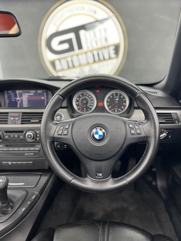 Begagnad BMW M3 Cabriolet Basis 445 HK (327 kW) 2009 Blå Cab
