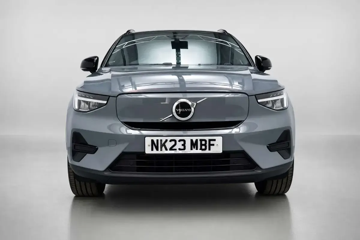 Used Volvo XC40 Core 169 kW (231 HP) 2022 Grey SUV