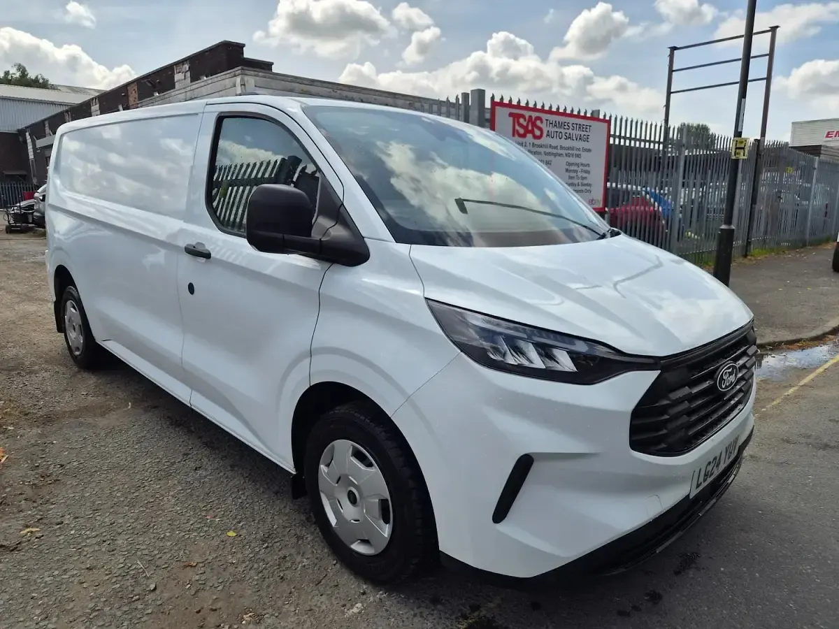Used Ford Transit Custom Trend 110 HP (80 kW) 2024 White Van