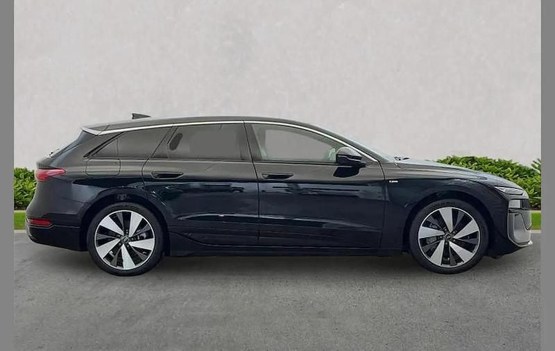 New Audi e-tron S-Line 269 kW (367 HP) 2025 Black SUV