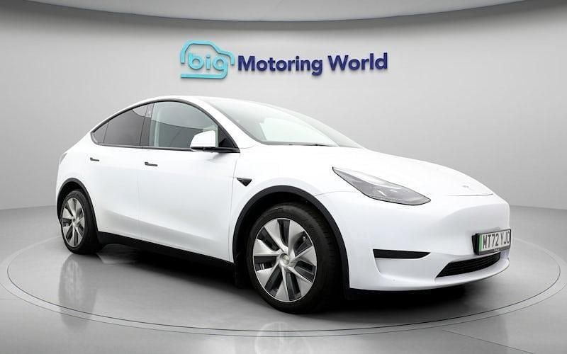 Used 2024 Tesla Model Y RWD SUV | £19,500 (Good price) - Image 1/4