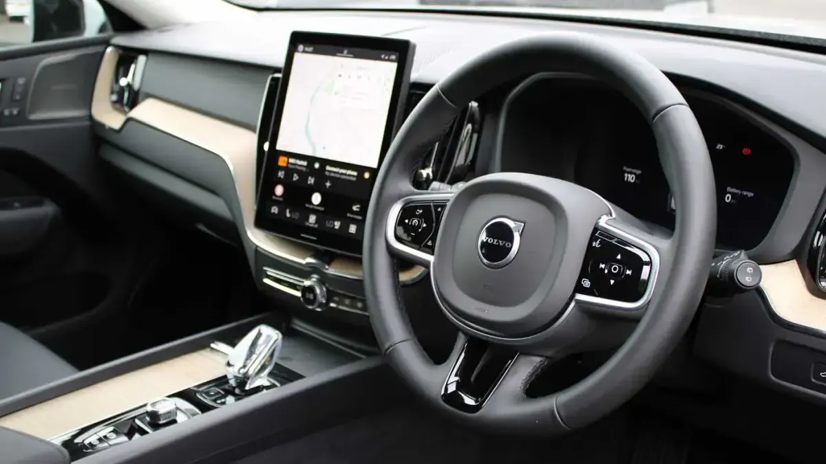 Used Volvo XC60 Plus 350 HP (257 kW) 2026 SUV