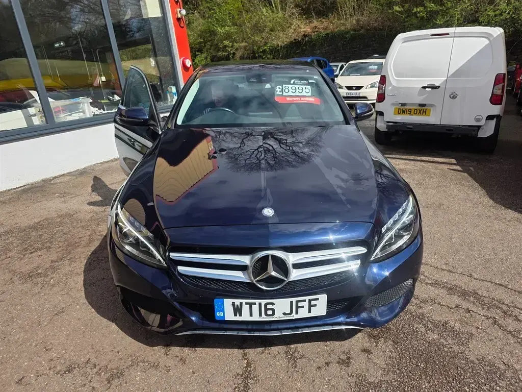 Usado Mercedes C220 2016 Azul Sedan