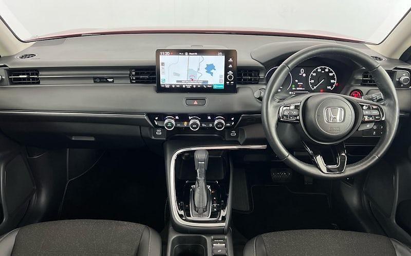 Used Honda HR-V Advance 131 HP (96 kW) 2023 Crystal red SUV