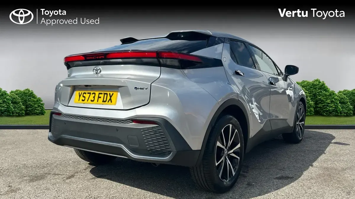 Used Toyota C-HR Design 140 HP (102 kW) 2024 Silver metallic (metallic paint) SUV