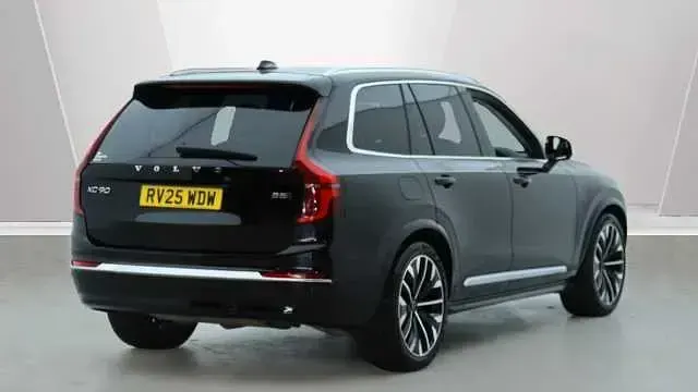 Usado Volvo XC90 Ultra 250 HP (183 kW) 2025 SUV