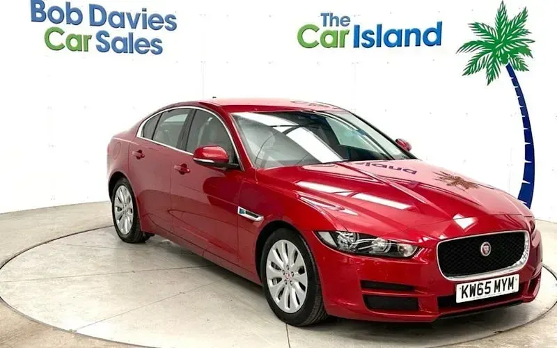 Used Jaguar XE Prestige 163 HP (119 kW) 2019 Sedan