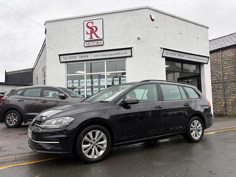 Black Used 2017 VW Golf VII SE Estate | £9,995 (Fair price) - Image 1/4