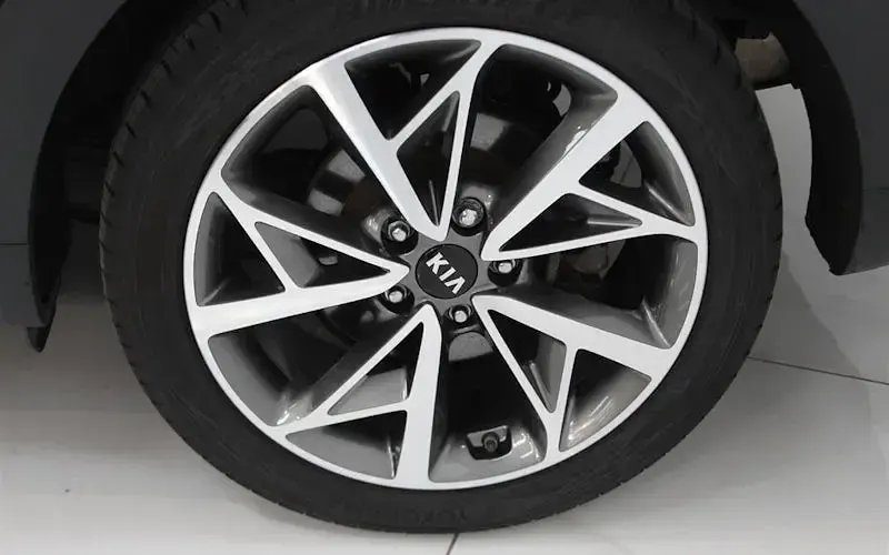 Used Kia Niro 141 HP (103 kW) 2021 Silver SUV