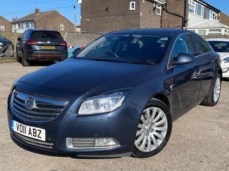 Used Vauxhall Insignia Elite 160 HP (117 kW) 2011 Blue Hatchback