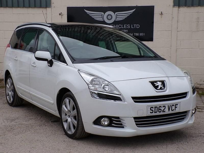 White Used 2012 Peugeot 5008 Allure MPV | £4,499 - Image 1/4