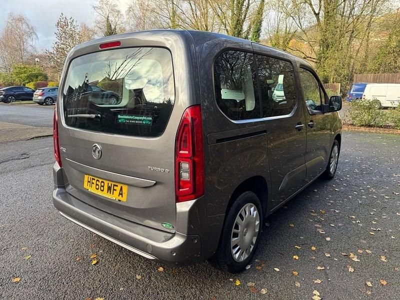 Used Vauxhall Combo S 100 HP (73 kW) 2018 Grey MPV