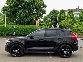 New Volvo XC40 Plus 163 HP (119 kW) 2026 Black SUV