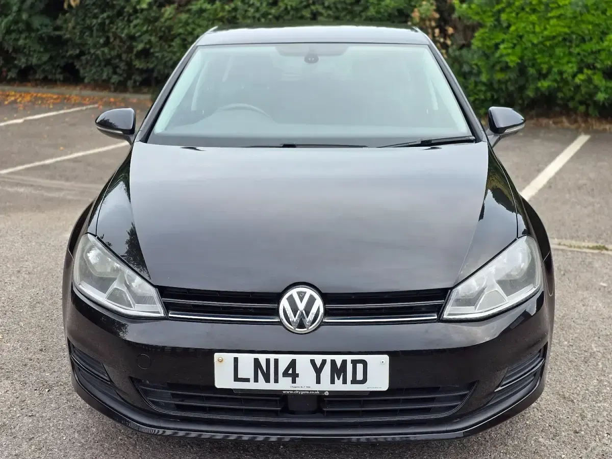 Used VW Golf VII SE 120 HP (88 kW) 2014 Black Hatchback
