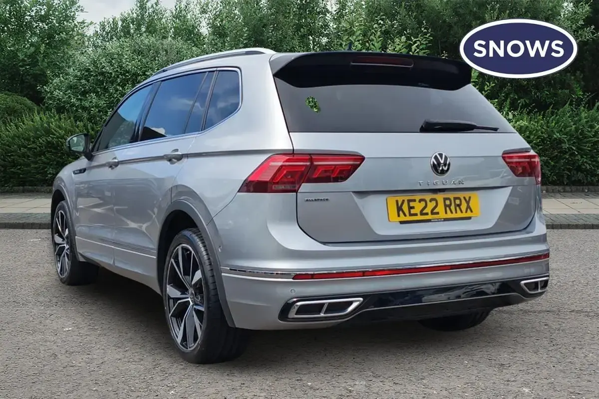 Used VW Tiguan Allspace R-line 150 HP (110 kW) 2022 Silver SUV