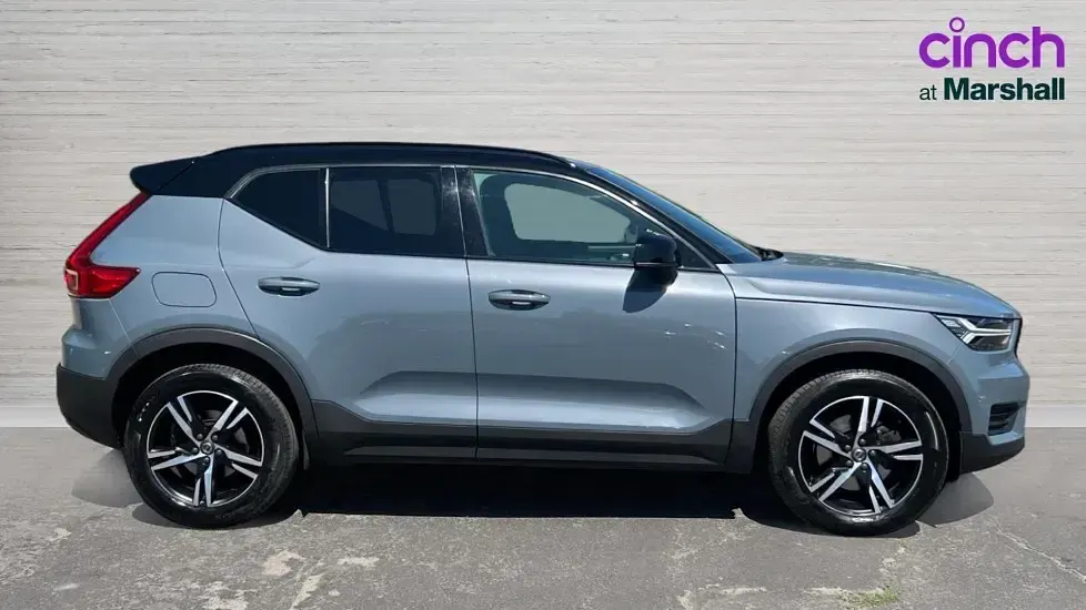 Used Volvo XC40 R-Design 197 HP (144 kW) 2021 Grey SUV