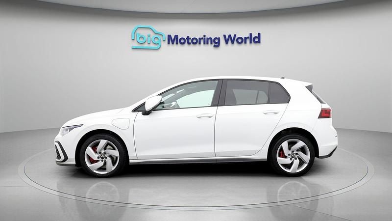 Used VW Golf VIII GTE 242 HP (177 kW) 2021