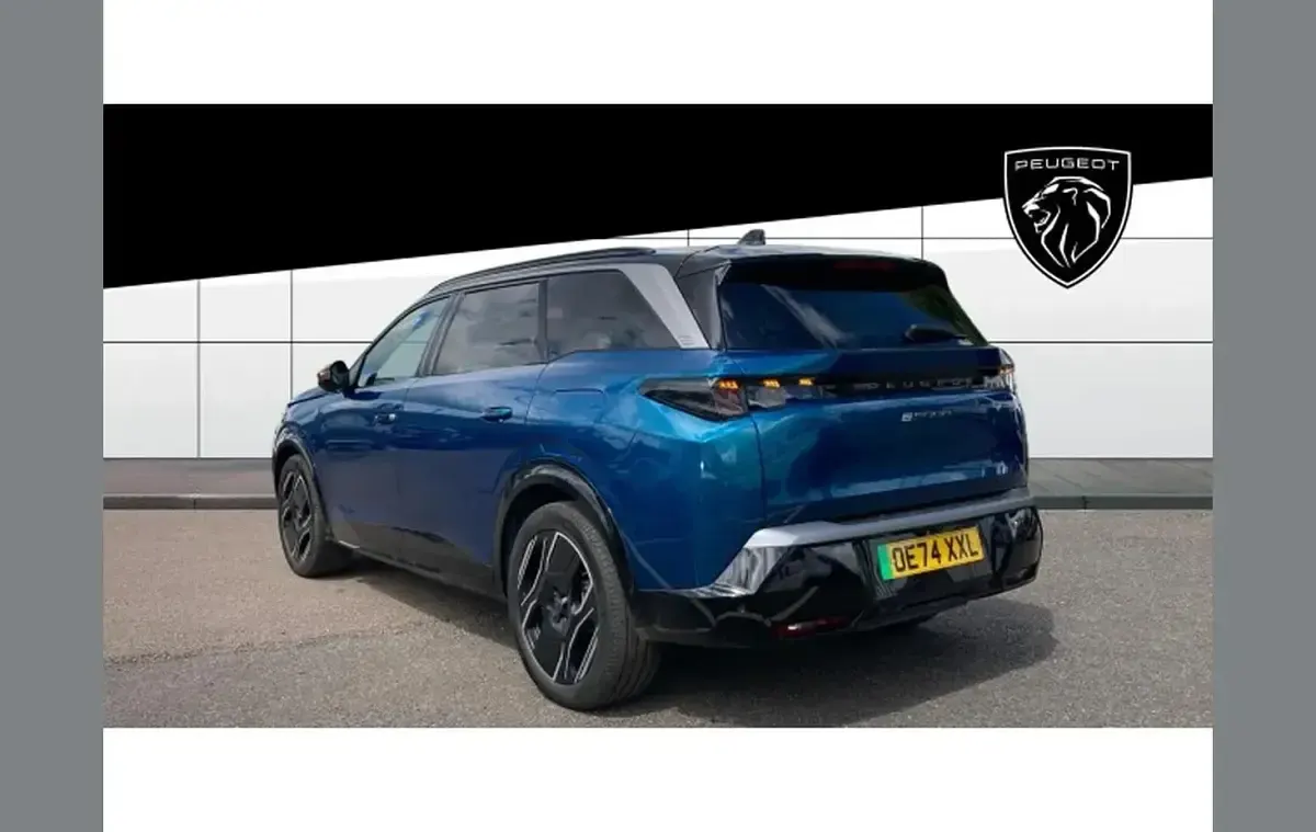 Used Peugeot 5008 GTi 156 kW (213 HP) 2025 Other SUV