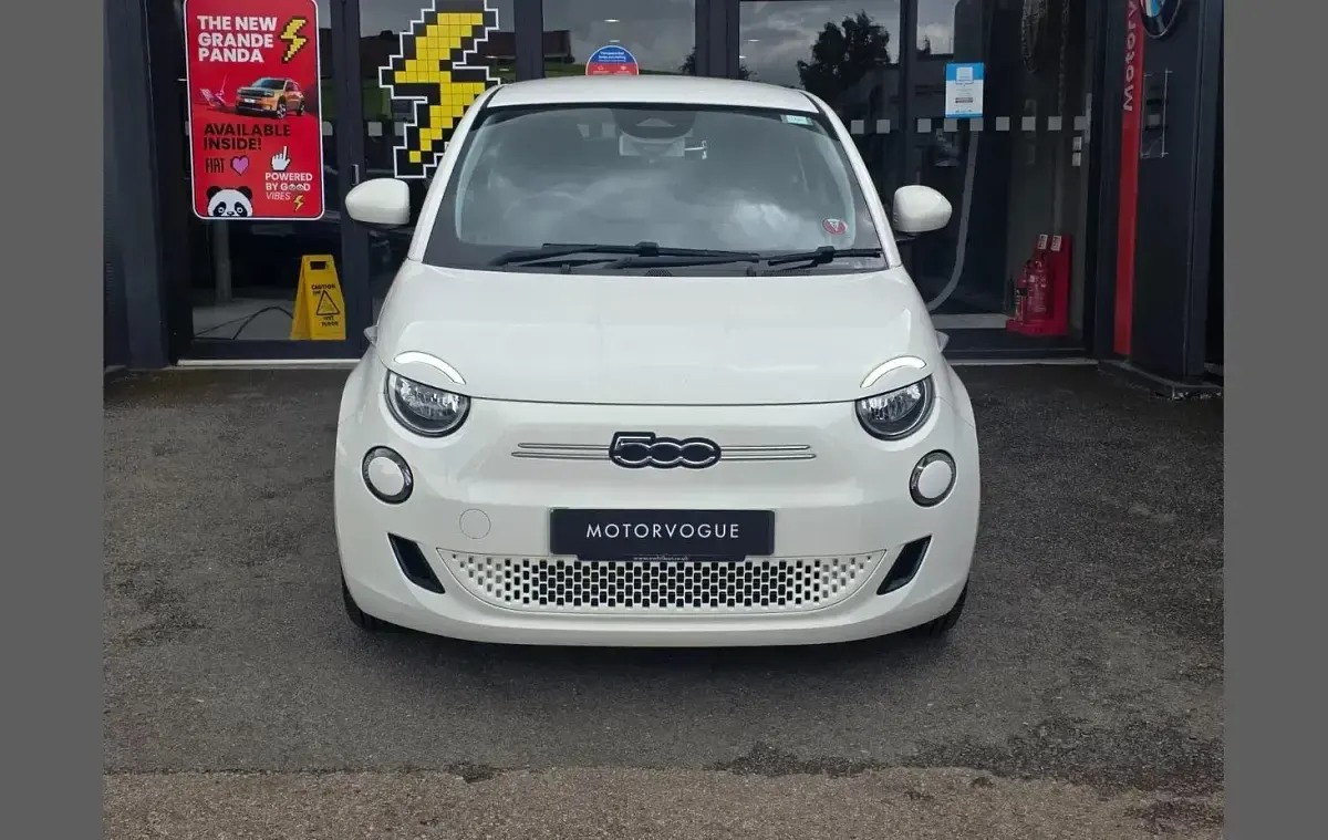 Used Fiat 500e Action 69 kW (95 HP) 2023 White Hatchback