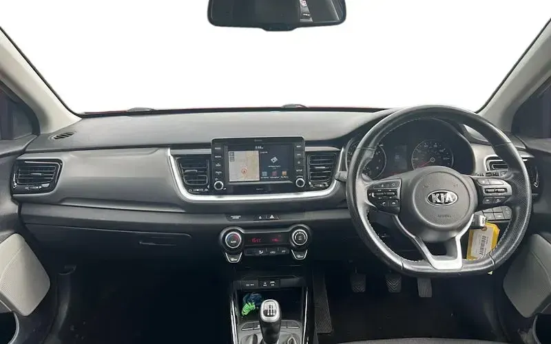 Used Kia Stonic 120 HP (88 kW) 2019 Red SUV