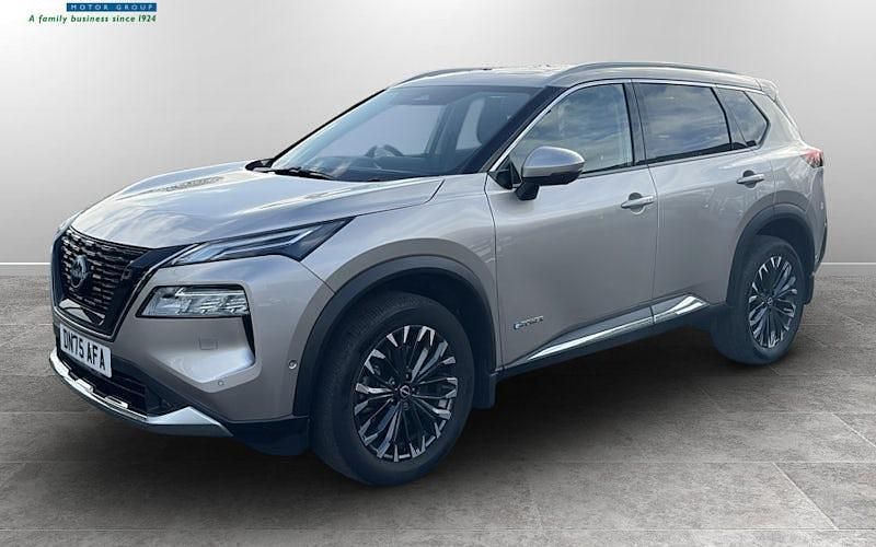 Used Nissan X-Trail Tekna 213 HP (156 kW) 2025 Silver SUV