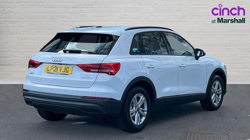 Used Audi Q3 Design 150 HP (110 kW) 2021 White SUV