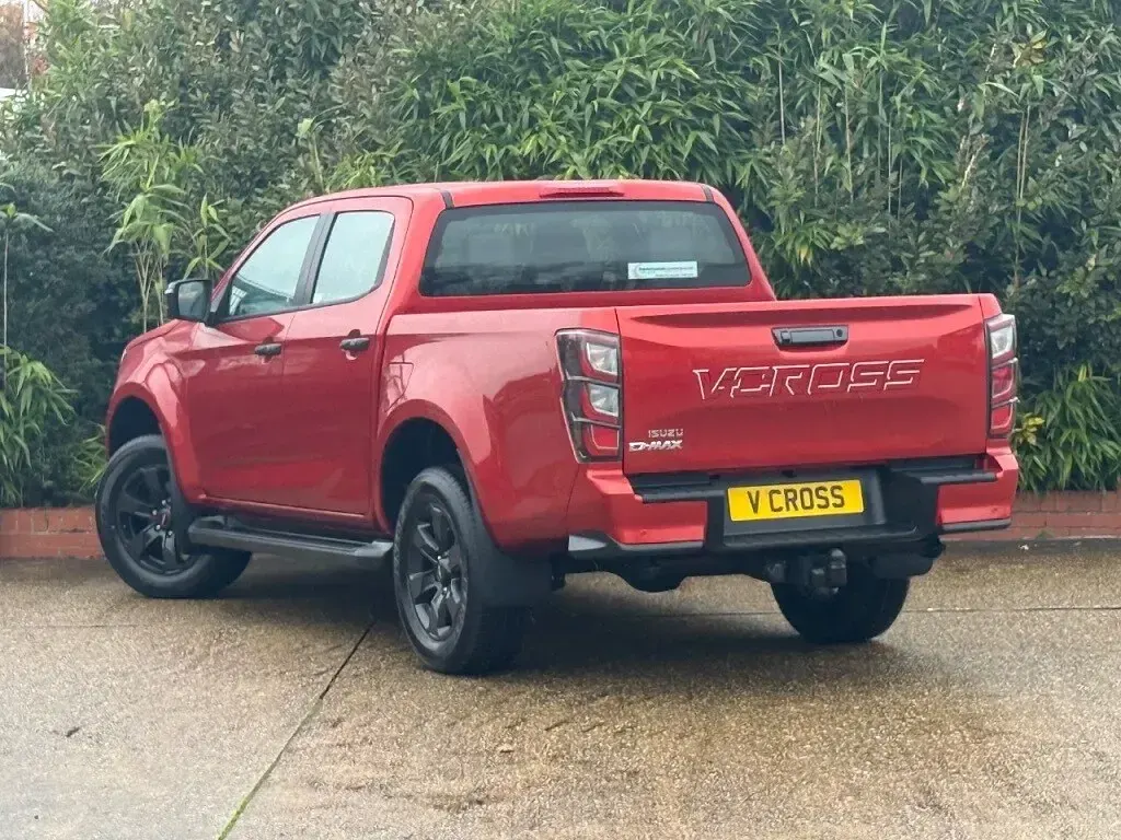 New Isuzu D-Max 2025 Orange Pickup