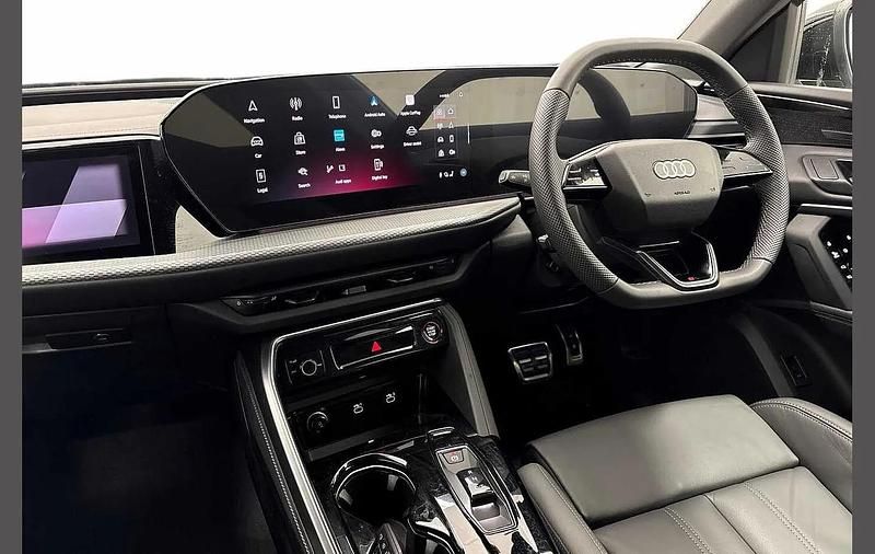 Used Audi Q5 Advanced 200 HP (147 kW) 2025 Black SUV