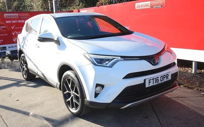 Used 2016 Toyota RAV4 Estate | £14,595 (Fair price) - Image 1/4